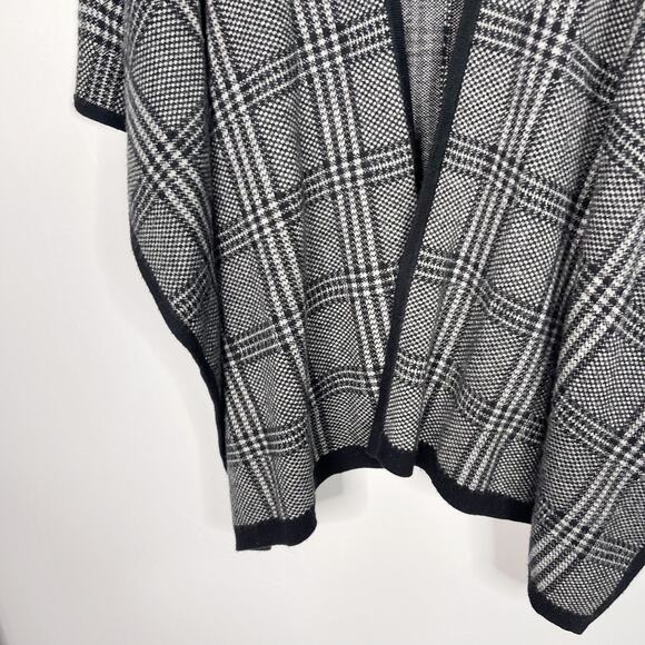 Soft Joie Black Gray Glen Plaid Wool Poncho Wrap Sweater One Size OS Shrug - Picture 5 of 11